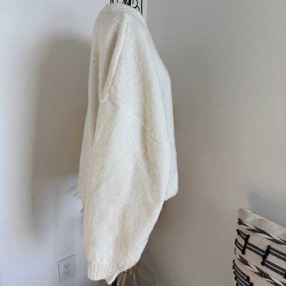 Anthropologie Pilcro Creamy Soft Dolman Sleeve Cropped Crewneck Pullover Sweater - Picture 5 of 13